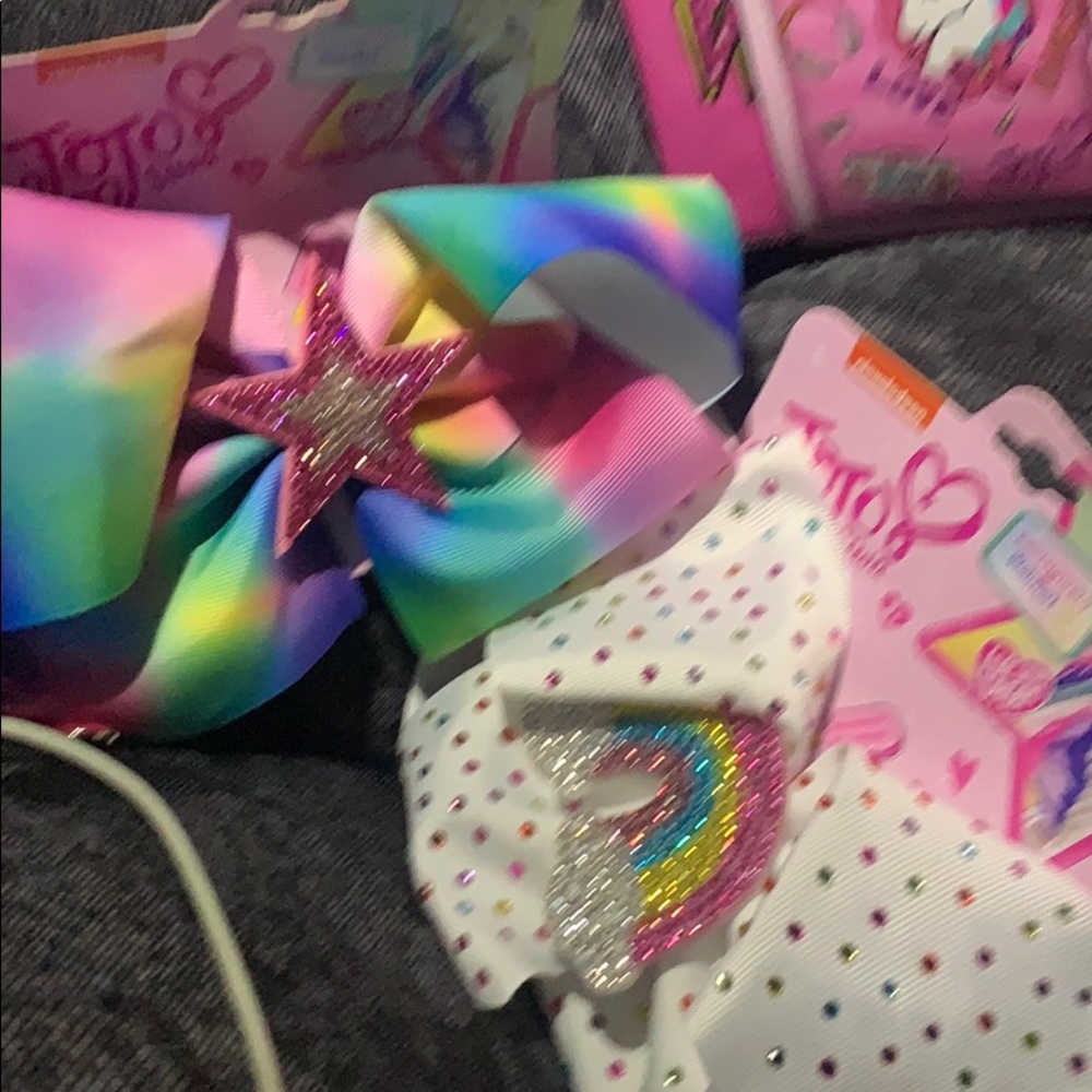 Jojo Bows